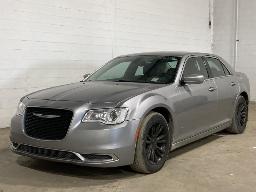 2016, CHRYSLER 300, AUTOMOBILE