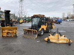2015, TRACKLESS MT6, TRACTEUR ARTICULÉ    C-NEIGE,ÉPAN.,SOUFF., TONDEUSE