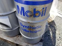 MOBILITH SHC 460 1 baril de 50kg de graisse synth&eacute;tique, poids 110lbs