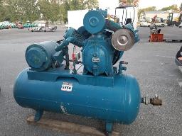 Compresseur 550V 3Ph, 25hP, No. s&eacute;rie 30T152201