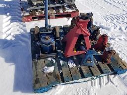 Lot de crics vari&eacute;s + chandelle