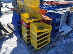 Lot de bacs empilables