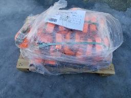 16 sangles &agrave; cliquet 2''x27', capacit&eacute; 5000kg, 8 sangles &agrave; cliquet 65''x27' capacit&eacute; 3000kg, neuves