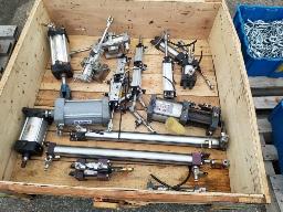 Lot de cylindres pneumatique