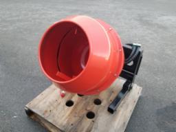 B&eacute;tonni&egrave;re hydraulique attache skid