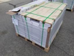 Environ 50 boites de plancher flottant 7x48 vinyle