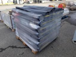 Environ 56 rouleaux imperm&eacute;able pour toiture