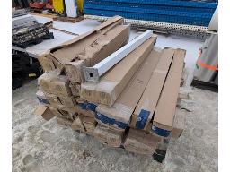 52x Barreaux patio 40po noir/blanc