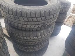 4 pneus TOYO OBSERVE GS15