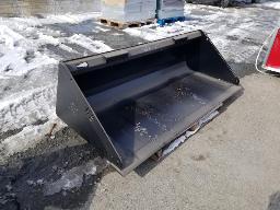 Godet 72po attache skid steer