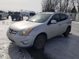 2011 NISSAN ROGUE, automobile,