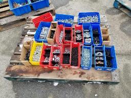 Lot de bolts avec bac de rangement