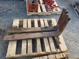 2 fourches 4pi x 4po