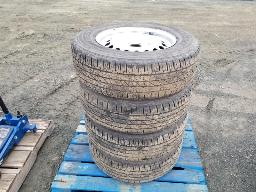FIRESTONE DESTINATION 4 pneus &eacute;t&eacute; P215/70R16 avec jantes