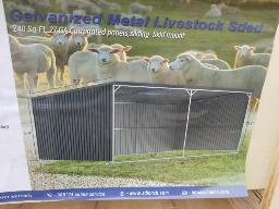 Abris en m&eacute;tal pour animaux, boitier 87x47x16, 550Kg, 19pi x 12pi x 10pi et 8pi 4 po