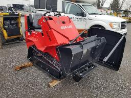 2026 AGT SDA140T Chargeur compact sur chenille