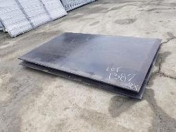 2 plaques de m&eacute;tal 5pi x 8pi 0.75