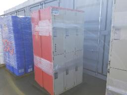 2 casiers de m&eacute;tal 18po x 24po x 72po en section 3x2 demi porte