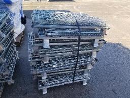 Environ 10 paniers en broche 32x40x30