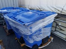 4 bacs de recyclages sur roue 240L bleu
