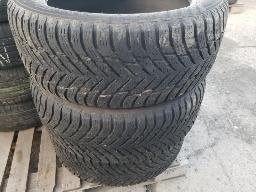 3 Pneus NOKIAN 255/50R20-hiver