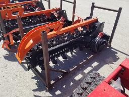 1 Trancheuse pour chargeur compact, attache skid steer, neuf