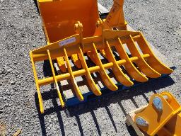 1 Peigne 44 pouces pour CAT305, neuf