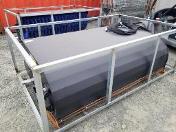 Balai rotatif 72po attache skid steer, boitier 88po x 53po x 31po, 990Lbs, neuf