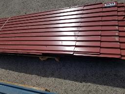 Lot de t&ocirc;le 38po de large, longueur et quantit&eacute; vari&eacute;es, 414 kg, 410 pieds lin&eacute;aire