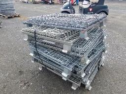 Environ 10 paniers en broche 32x40x20