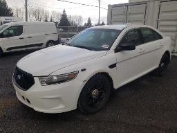 2015 FORD INTERCEPTOR SEDAN Automobile automatique