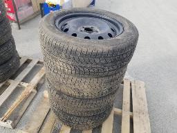 4 pneus &eacute;t&eacute; GENERAL ALTIMAX 225/60R17 avec jantes 5x114.3