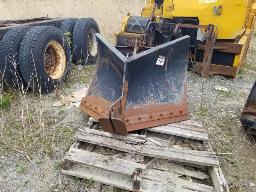 DANVILLE Chasse neige pour chenillette