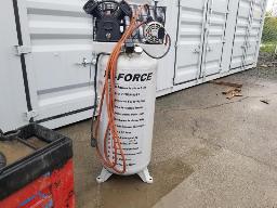 Compresseur de marque XLFORCE 220V, 60 gallons, 90psi