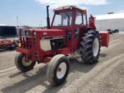 1981 INTERNATIONAL 684 Tracteur
