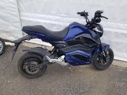 1 moto &eacute;lectrique sans batterie - &Eacute;tat inconnu