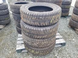 4 pneus YOKOHAMA ICEGUARD 235/65R18  Hiver