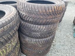 4 pneus GOODYEAR EAGLE ULTRA GRIP 245/55R18 Hiver