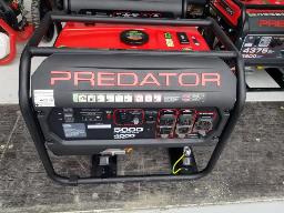 G&eacute;n&eacute;ratrice PREDATOR 5000W, 301cc, 3900W en continu, essence, 110-220V