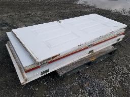5 portes ext&eacute;rieures en acier 34po