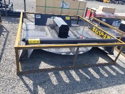 1 D&eacute;brousailleuse 72'' attache skid steer neuve