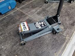 Jack hydraulique 3 tonnes PITTSBURGH, 6000Lbs, acier renforc&eacute;, soul&egrave;vement rapide