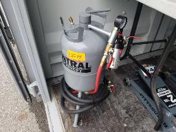 Kit de sablage CENTRAL MACHINERY 20Lbs, pistolet + buse inclus