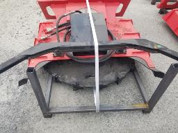 Broyeur 43po, attache skid steer, mod&egrave;le XDM43, 54 Lames neuf