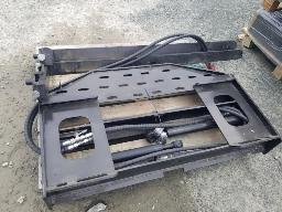 Set de fourche 4pox60po avec carcan hydraulique attache skid steer