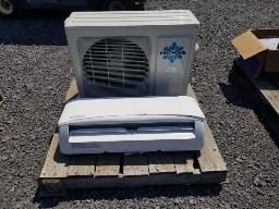 Lot thermopompe KINGHOME et climatiseur GOODMAN