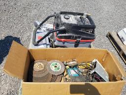 Lot d'outils divers