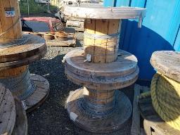 4 Tourets de bois 38po x 21 x 18