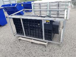 Godet m&eacute;langeur attache skid steer