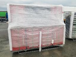 Coffre 18 tiroirs, 4 portes rouge  86x67x24